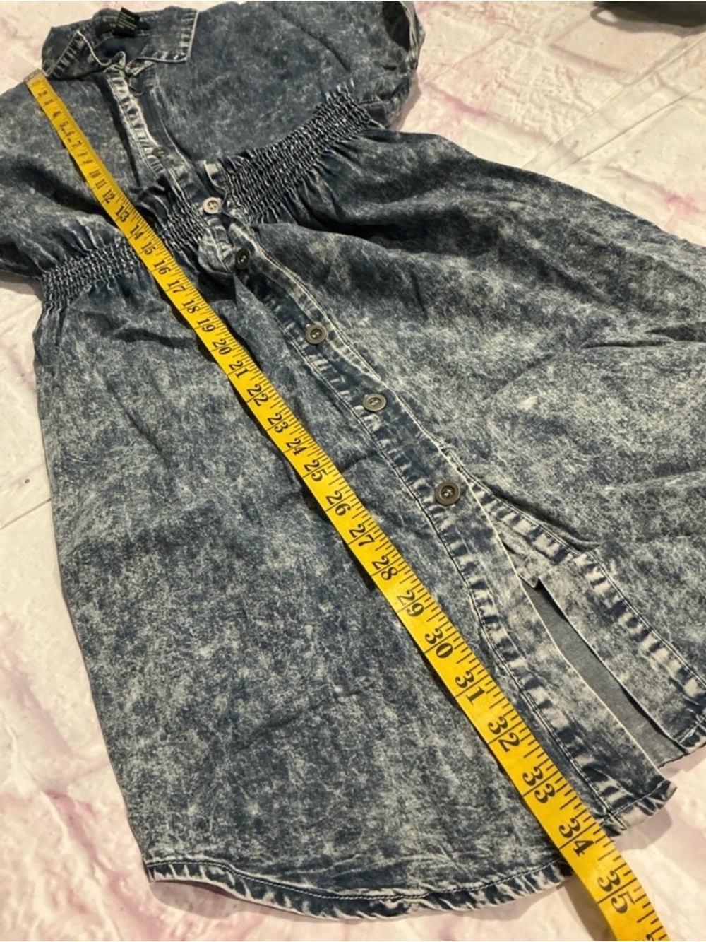 Vintage 90s Blue Acid-Wash Denim Shirt Dress - Picture 5 of 9